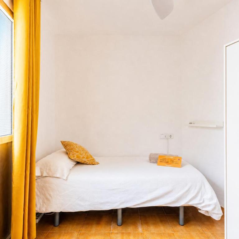 Pensión Alambar - Habitación Individual con baño privado - 2