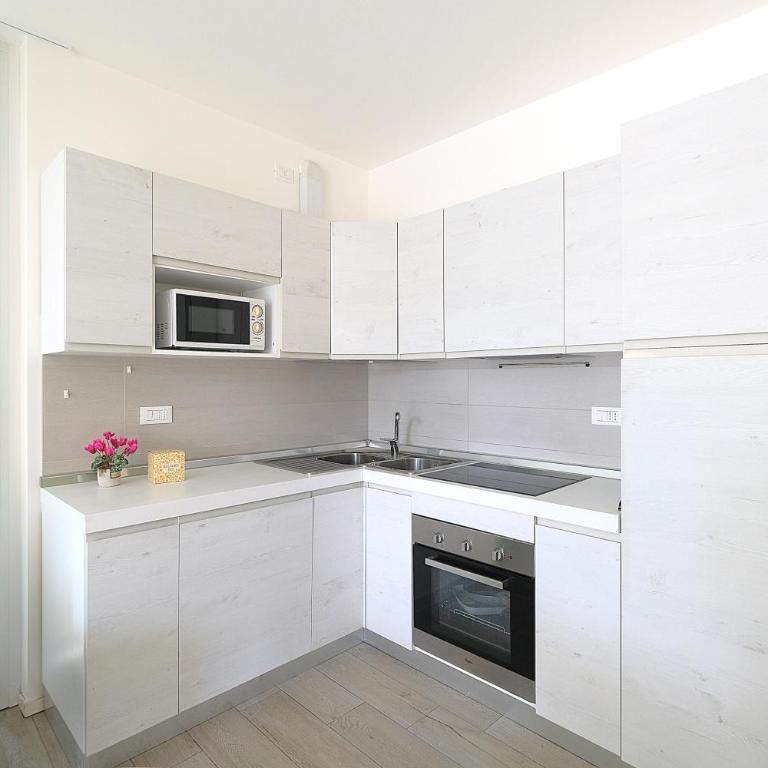 Punta del faro verde 3 camere Piazza Aurora Family Apartment 350metri dalla spiaggia - Appartamento con 3 Camere da Letto - 14