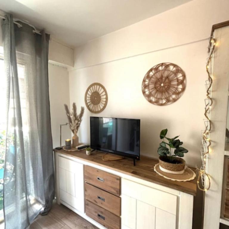 Charmant studio pour deux avec balcon à Antibes - Studio - 10