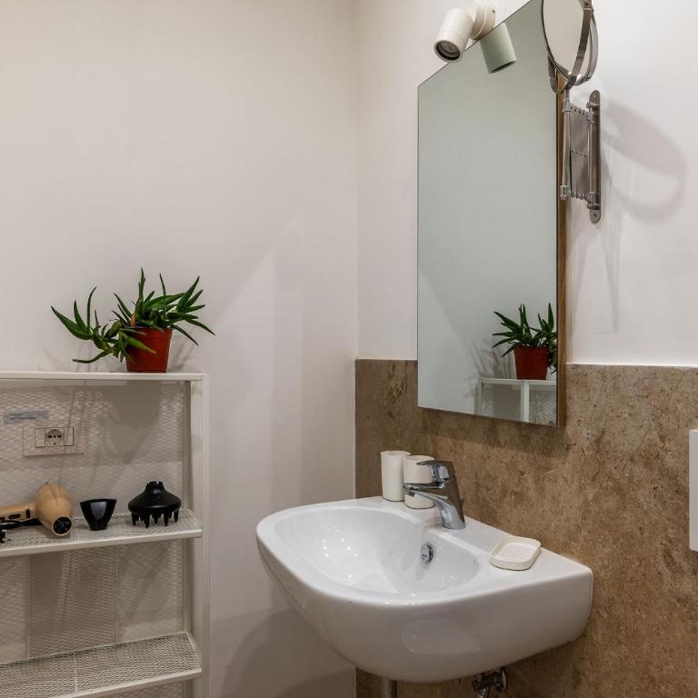 GuestHost - Elegant Flat Roma Prati & Ottaviano MA - Appartamento con 1 Camera da Letto - 23