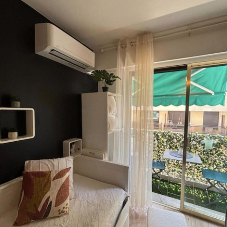 Charmant studio pour deux avec balcon à Antibes - Studio - 20