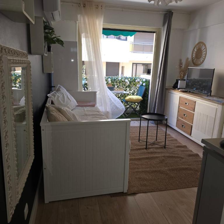 Charmant studio pour deux avec balcon à Antibes - Studio - 4