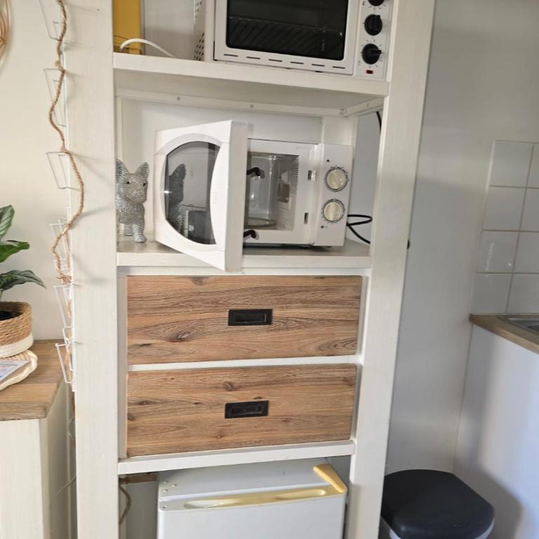 Charmant studio pour deux avec balcon à Antibes - Studio - 13