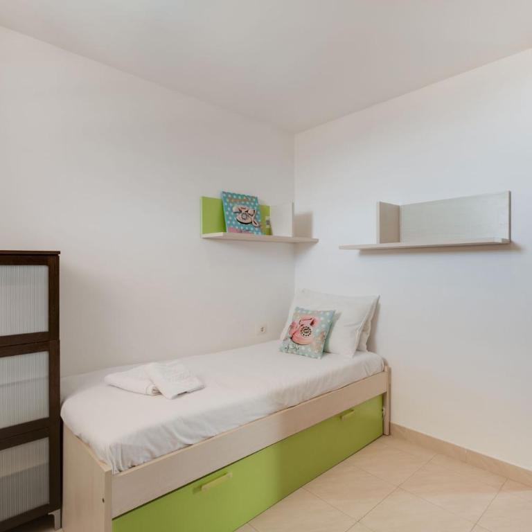Charming 2-Bedroom Apartment with Ocean Views in Adeje - Apartamento - 13