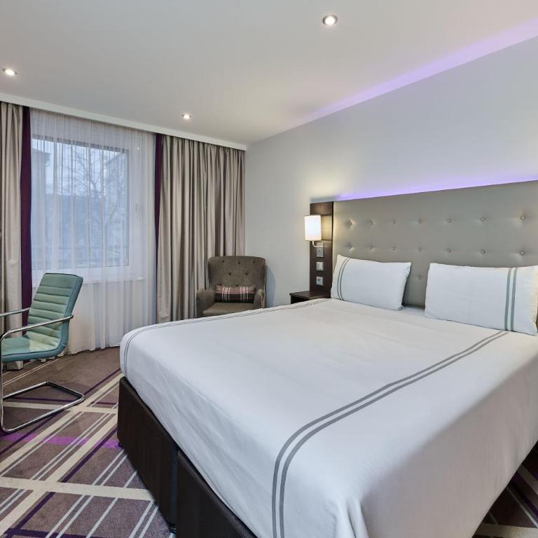 Premier Inn München City Zentrum - Standard Doppelzimmer - 16