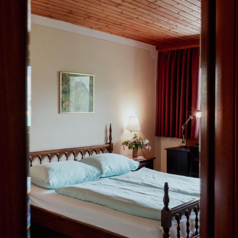Hotel Tiroler Adler - Double Room with Balcony - 5
