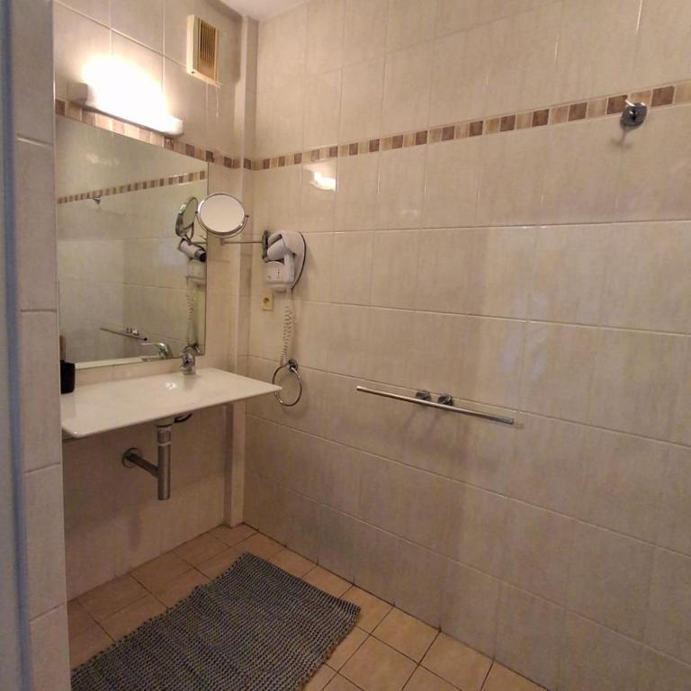 Studio 201 - LES SUITES DE ROBINSON - Résidence avec piscine en bord de Siagne, à Mandelieu-La-Napoule - Studio - 14