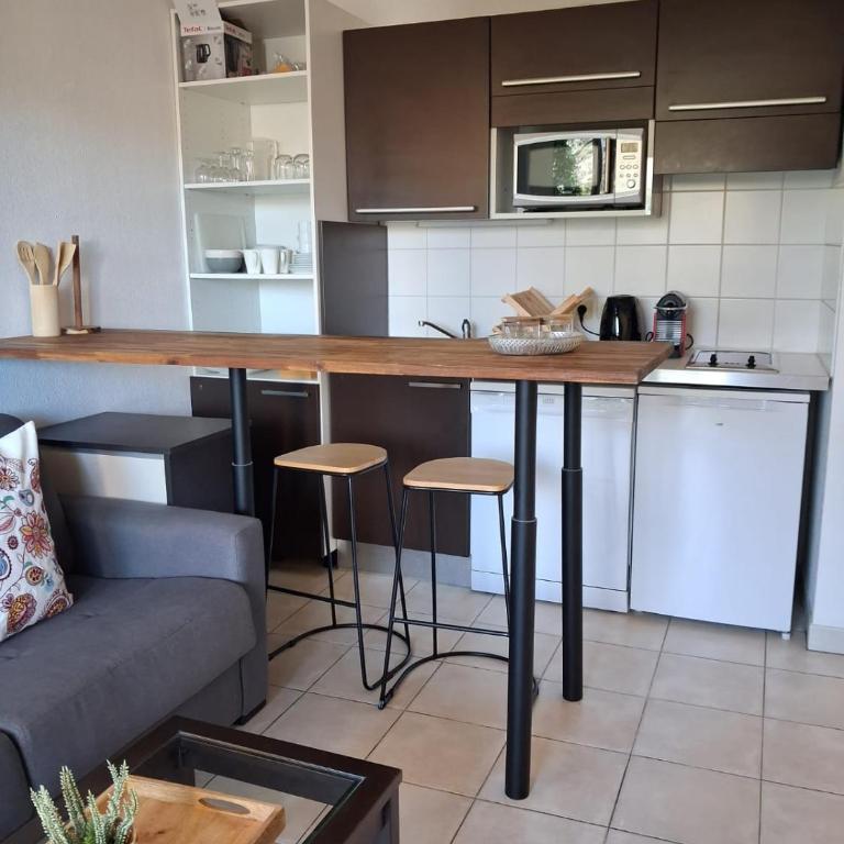 Studio 201 - LES SUITES DE ROBINSON - Résidence avec piscine en bord de Siagne, à Mandelieu-La-Napoule - Studio - 9
