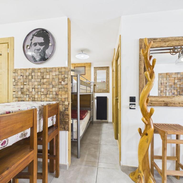 Appartement neuf aux Gets, à 50m des pistes, avec balcon et parking - FR-1-623-242 - Appartement - 9