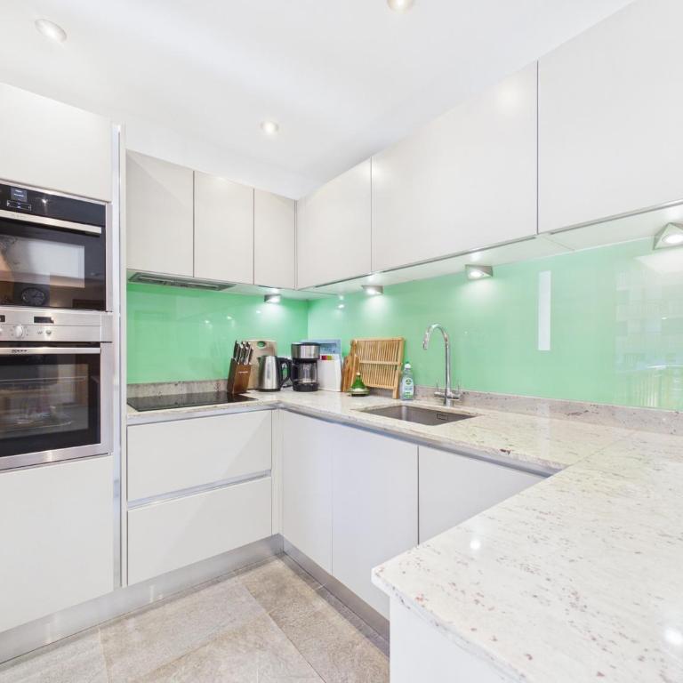 Appartement Centre Les Gets, Pied des Pistes, Belle Terrasse, 2 Ch, 1 Cabine, 6/8 Couchages - FR-1-623-99 - Apartamento (8 adultos) - 8