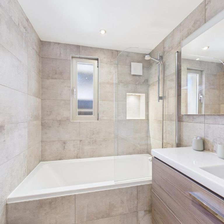 Appartement Centre Les Gets, Pied des Pistes, Belle Terrasse, 2 Ch, 1 Cabine, 6/8 Couchages - FR-1-623-99 - Apartamento (8 adultos) - 17