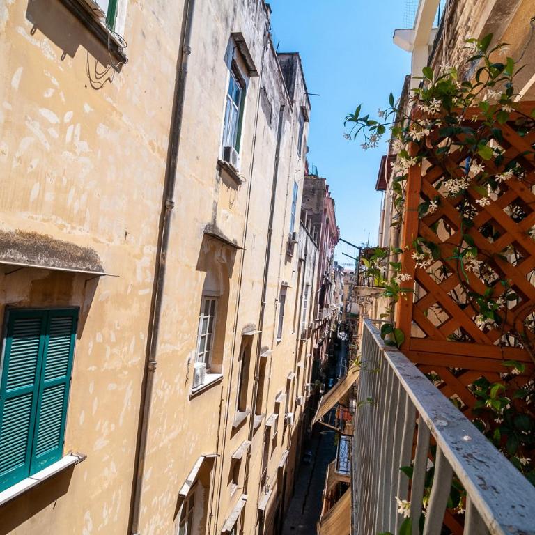 CasaJammone Up Boutique Rooms - Camera Matrimoniale Deluxe con Balcone - 3