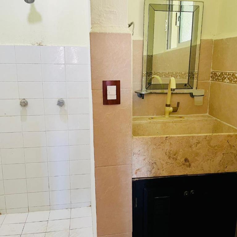 Economic Apartments & Rooms next to the beach - Apartamento de 3 dormitorios - 19