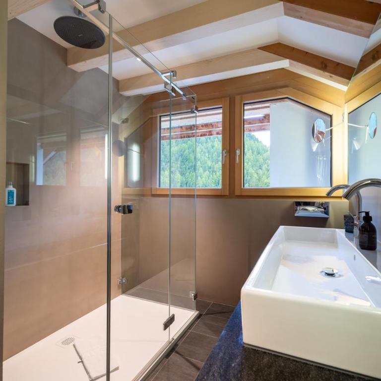 Hotel Albris - Doppelzimmer - Dachgeschoss - 4