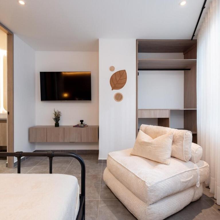 Modern apartment 301 with AC near the stadium - Two-Bedroom Apartment - 16