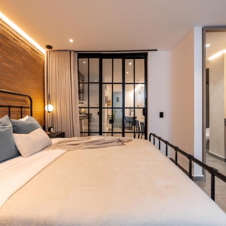 Modern apartment 301 with AC near the stadium - Two-Bedroom Apartment - 18