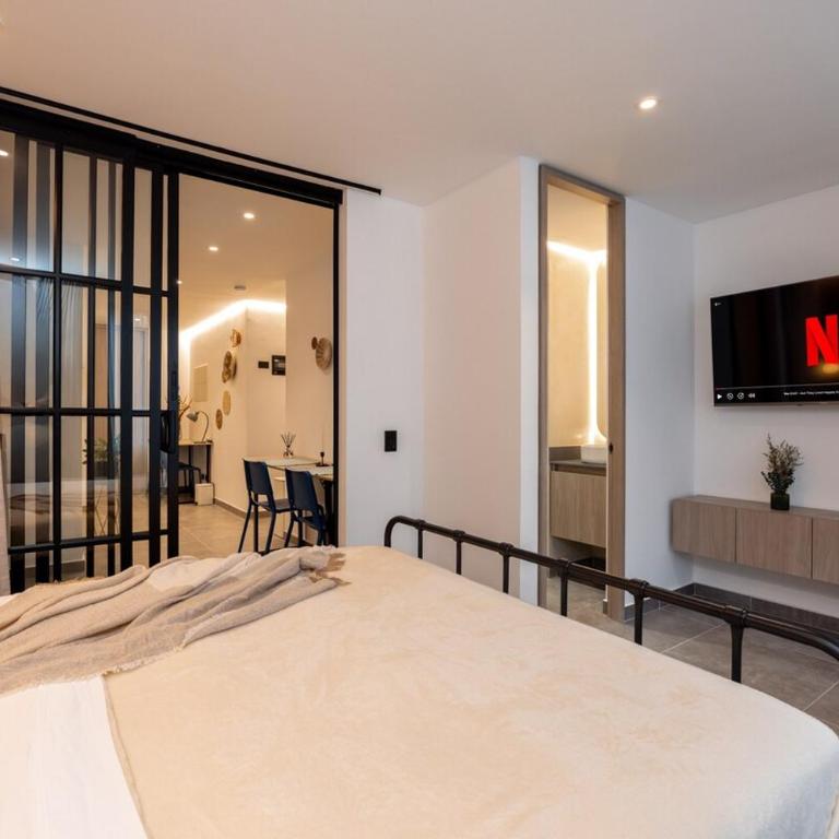 Modern apartment 301 with AC near the stadium - Two-Bedroom Apartment - 32