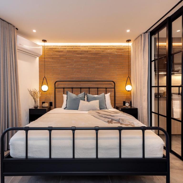 Modern apartment 301 with AC near the stadium - Two-Bedroom Apartment - 37