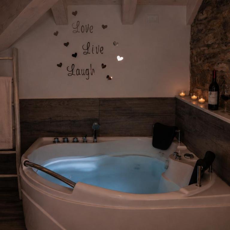 White suite - Jacuzzi, Swimming pool & Lake view - Loft - 14