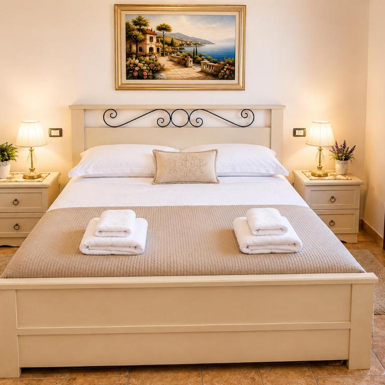 Grimaldi B&B - Camera Tripla - 1