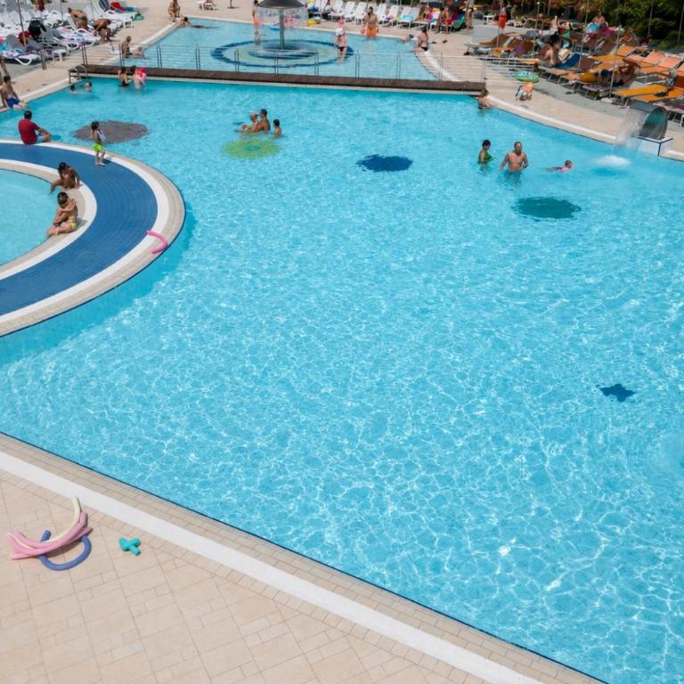 VenerSuite, Resort con Piscina & Posto Spiaggia - Appartamento Superior con 1 Camera da Letto e Balcone - 23