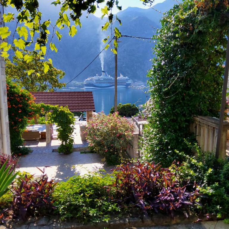 Fantasy Villa - Apartment mit 1 Schlafzimmer - 5