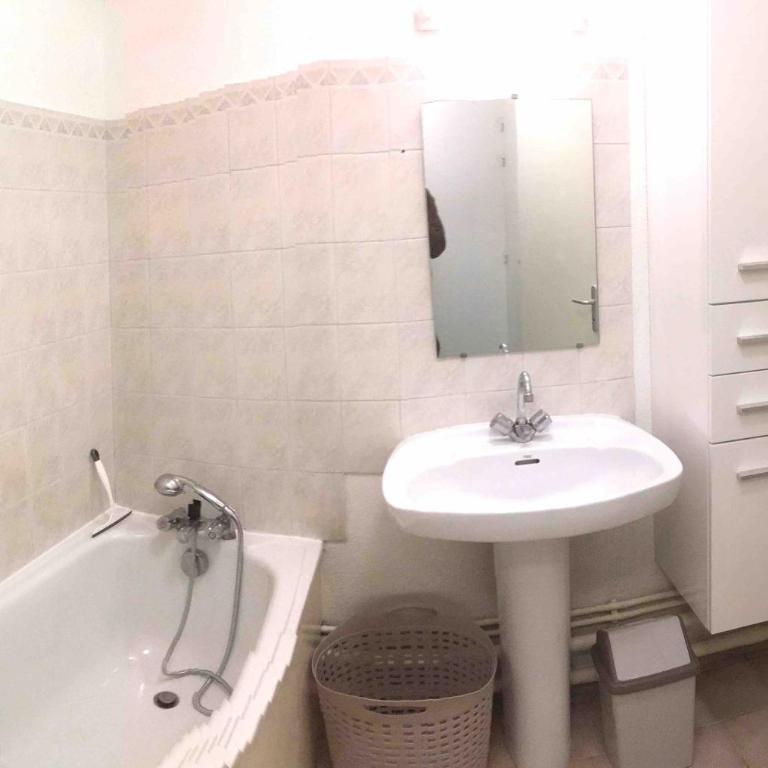 Studio BRITTANY - One-Bedroom Apartment - 12