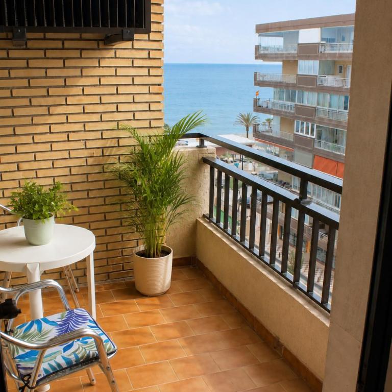Maravilloso Apartamento Ronda IV Fuengirola - Apartamento de 1 dormitorio - 2