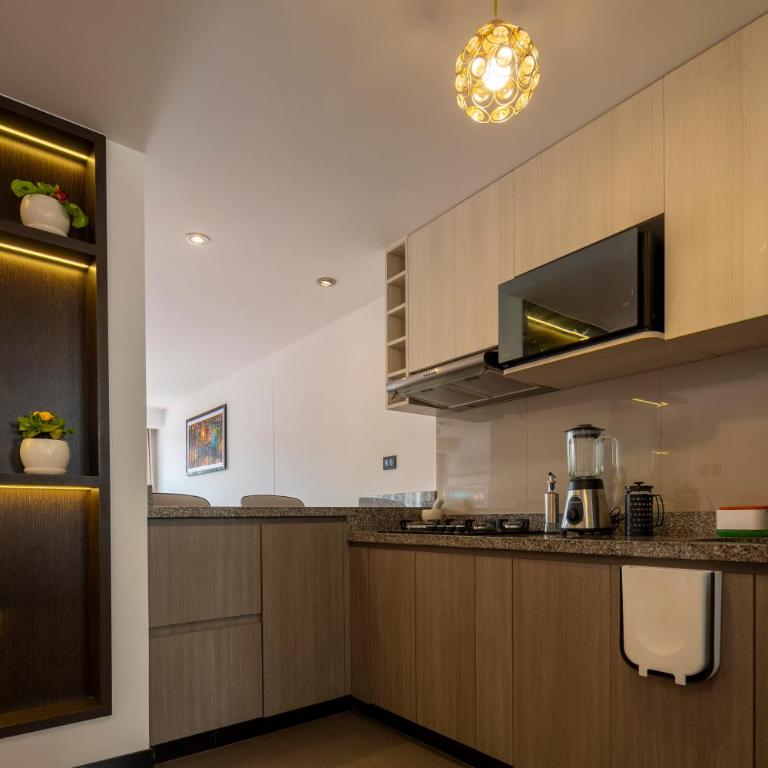 Comfort Apartment - 7 min to city center - Three-Bedroom Apartment - 6