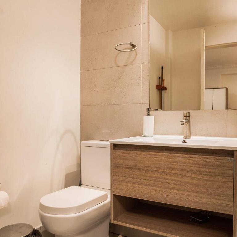 Metro Explorer 1BR near Hospital & Metro Baquedano - Studio - 20
