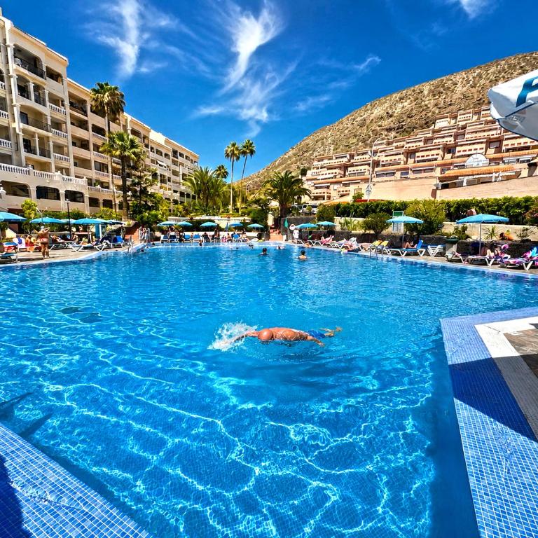 Castle Harbour Comfort - Apartamento de 2 dormitorios con vistas al jardín - 1