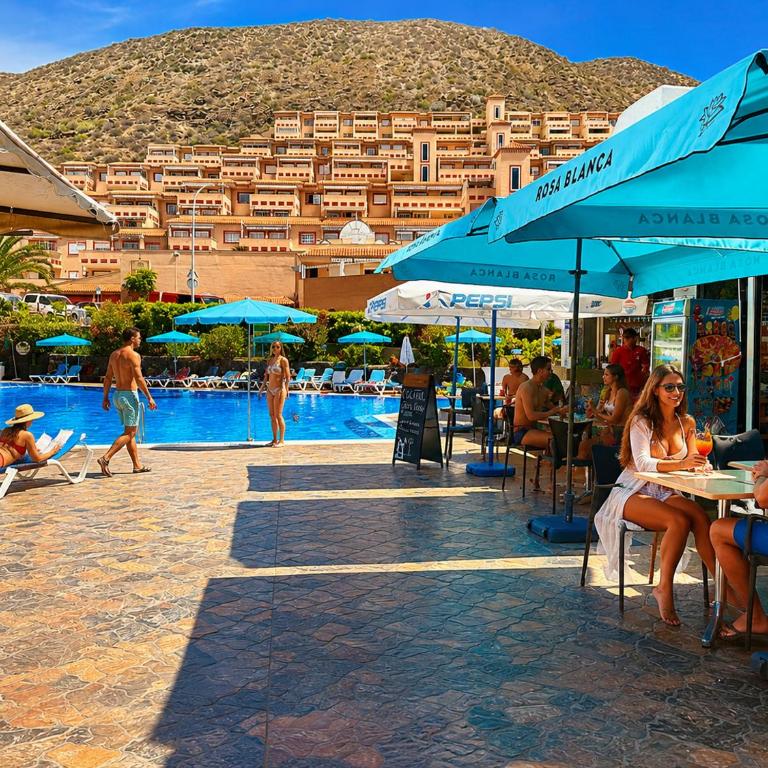 Castle Harbour Comfort - Apartamento de 2 dormitorios con vistas al jardín - 20