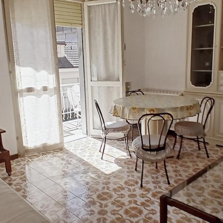Trilocale con posto auto privato a 5 minuti a piedi dalla spiaggia - Appartamento con 1 Camera da Letto - 12