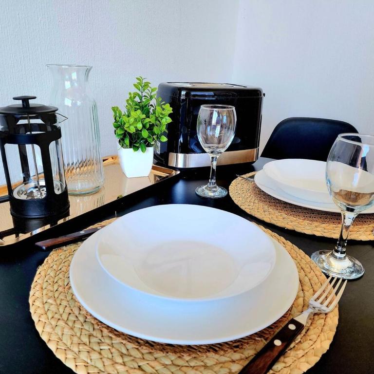 El Golf Floor 10 Costanera Center and views of the MUT - One-Bedroom Apartment - 18