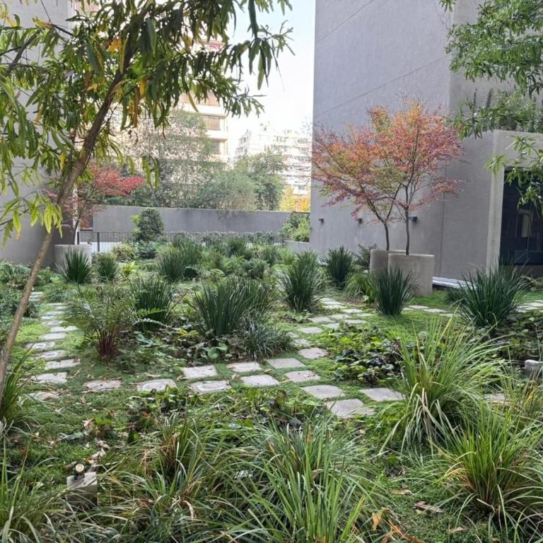 Rbk° Amplio y nuevo estudio en Las Condes - One-Bedroom Apartment - 4