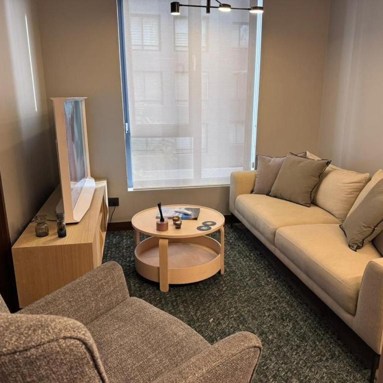 Rbk° Amplio y nuevo estudio en Las Condes - One-Bedroom Apartment - 17