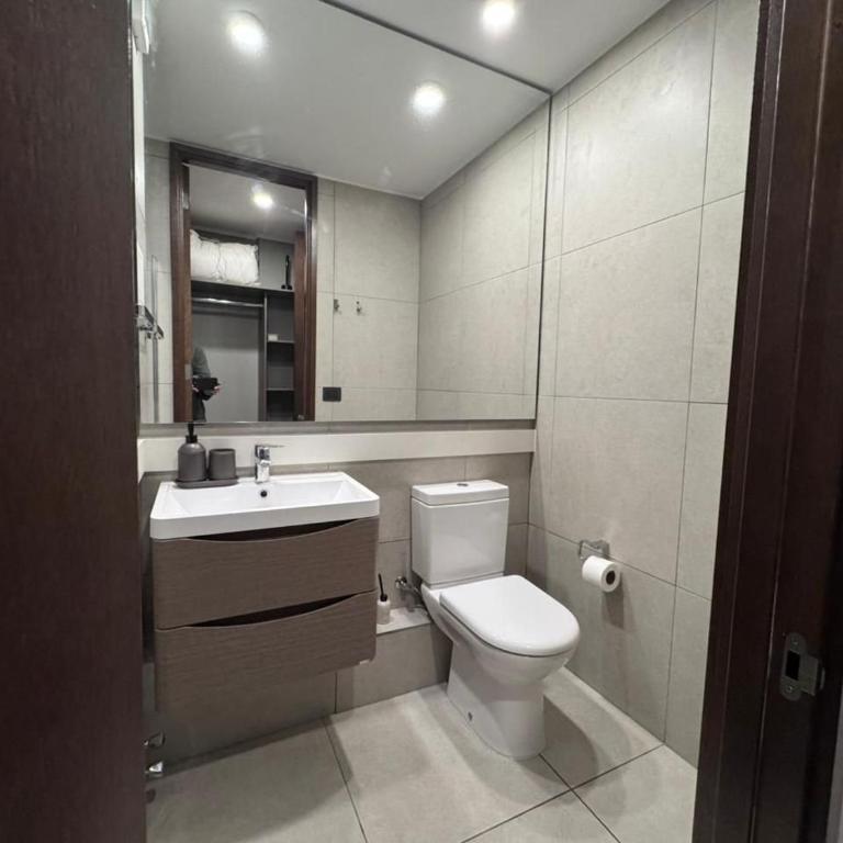 Rbk° Amplio y nuevo estudio en Las Condes - One-Bedroom Apartment - 19