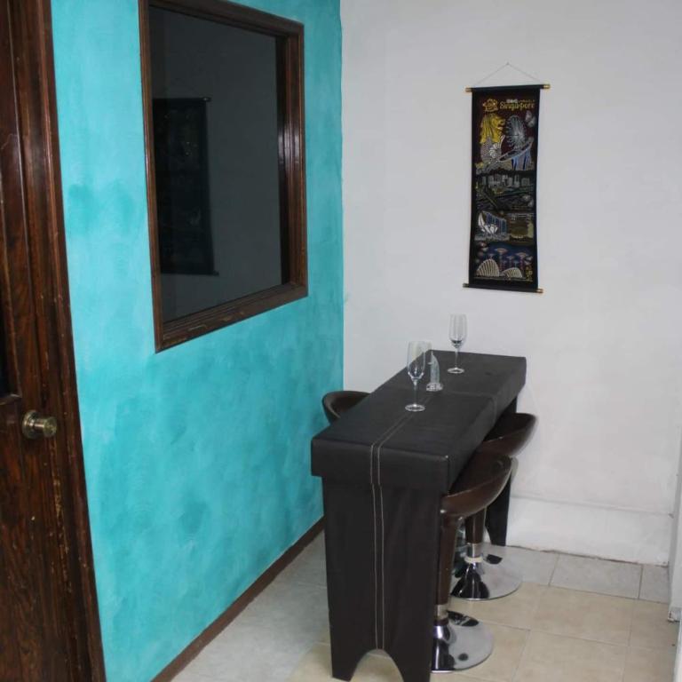 Aquí Comes Rico Airport Hostel Share Room - Habitación Compartida Mixta - 17
