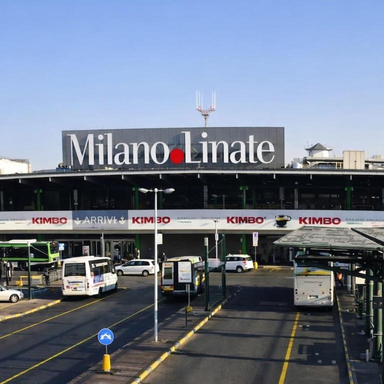 Argonne M4 - 10 Min Duomo - San Babila - Linate - Appartamento con 2 Camere da Letto - 18