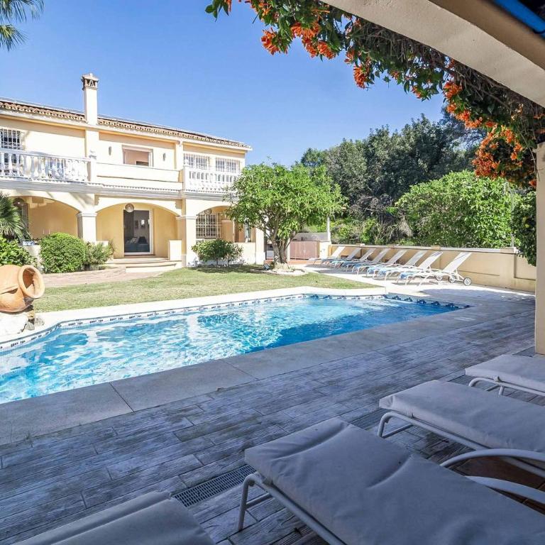 Villa Jude Banus - Villa - 25