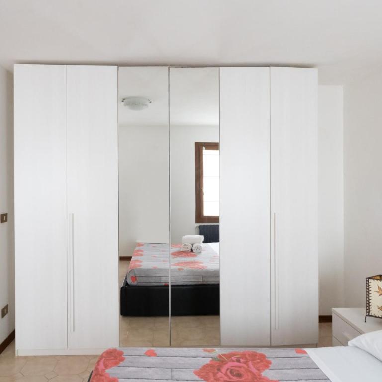 Enza House - Appartamento con 2 Camere da Letto - 20