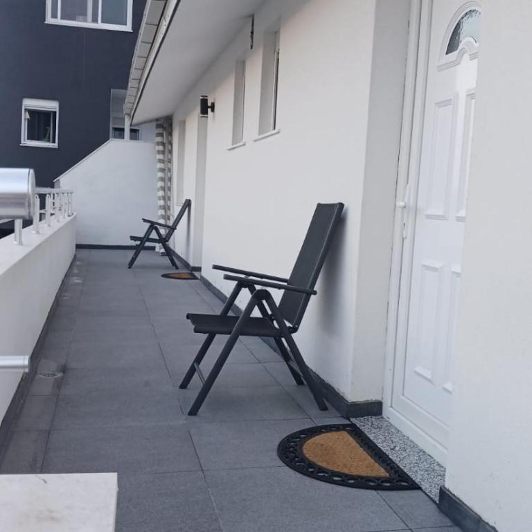 Apartments Nuro - Apartment mit 2 Schlafzimmern und Terrasse - 2