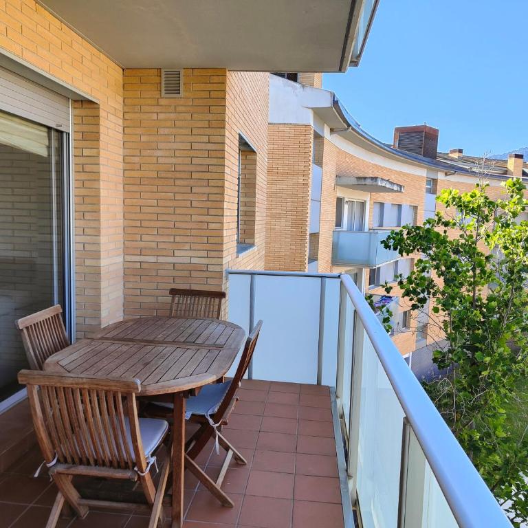 3 bedroom apartment in Tossa de Mar, beach, mountains and pool - Apartamento de 3 dormitorios - 3
