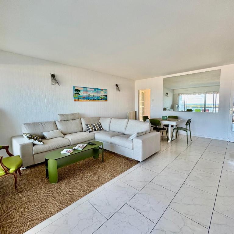 Apt4pers rénové vuemer accès plage terrasse parking wifi - Two-Bedroom Apartment - 6