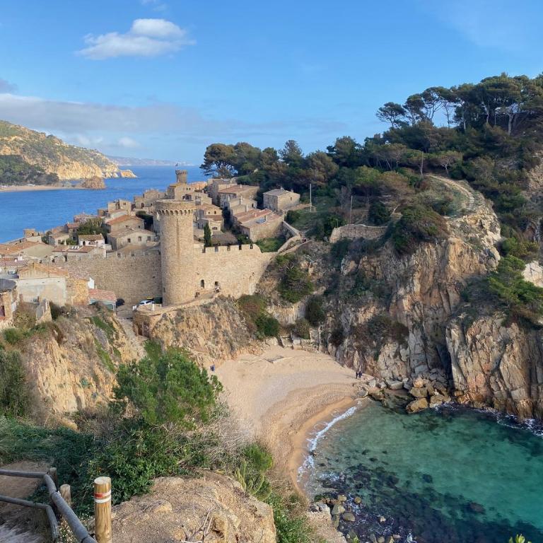 3 bedroom apartment in Tossa de Mar, beach, mountains and pool - Apartamento de 3 dormitorios - 12