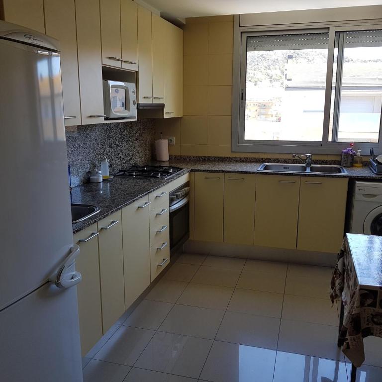 3 bedroom apartment in Tossa de Mar, beach, mountains and pool - Apartamento de 3 dormitorios - 14