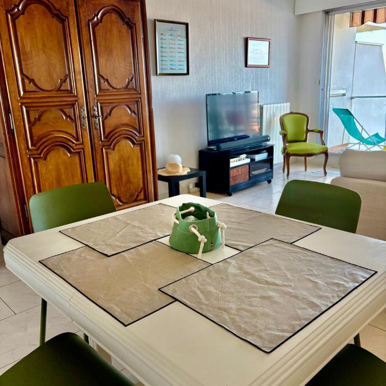 Apt4pers rénové vuemer accès plage terrasse parking wifi - Two-Bedroom Apartment - 11