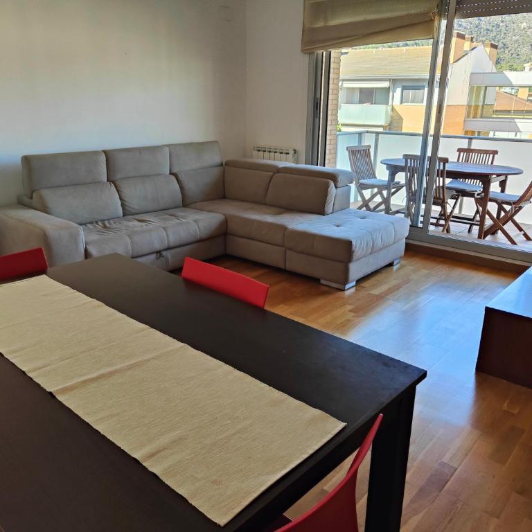3 bedroom apartment in Tossa de Mar, beach, mountains and pool - Apartamento de 3 dormitorios - 4