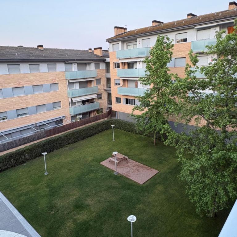 3 bedroom apartment in Tossa de Mar, beach, mountains and pool - Apartamento de 3 dormitorios - 2