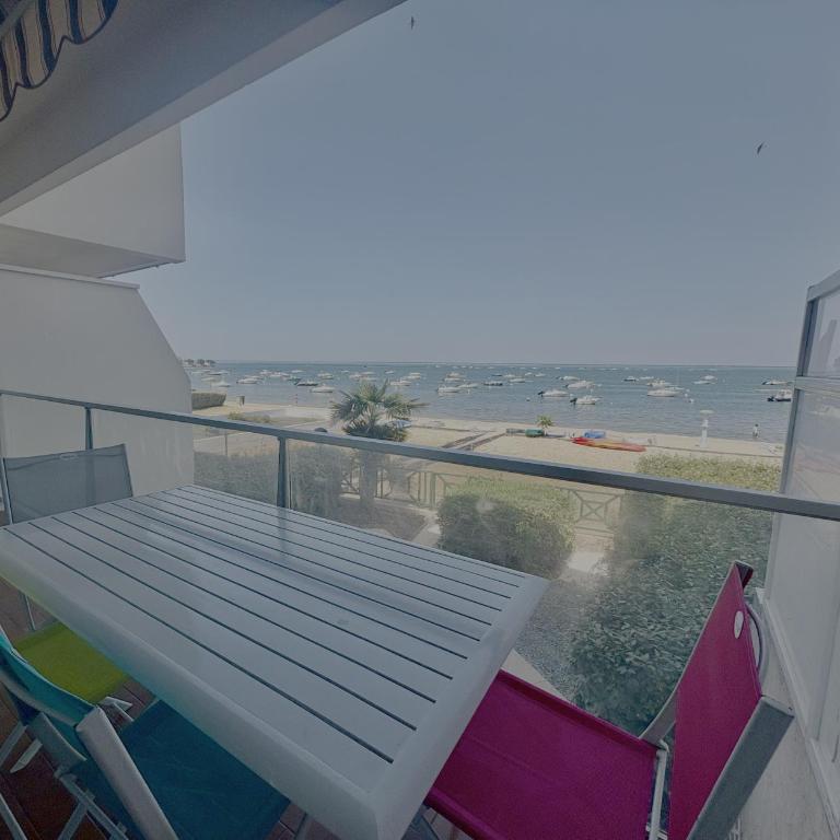 Apt4pers rénové vuemer accès plage terrasse parking wifi - Two-Bedroom Apartment - 17